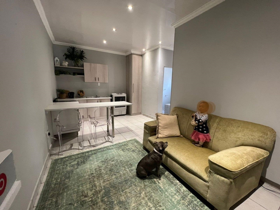 To Let 1 Bedroom Property for Rent in Langenhovenpark Free State